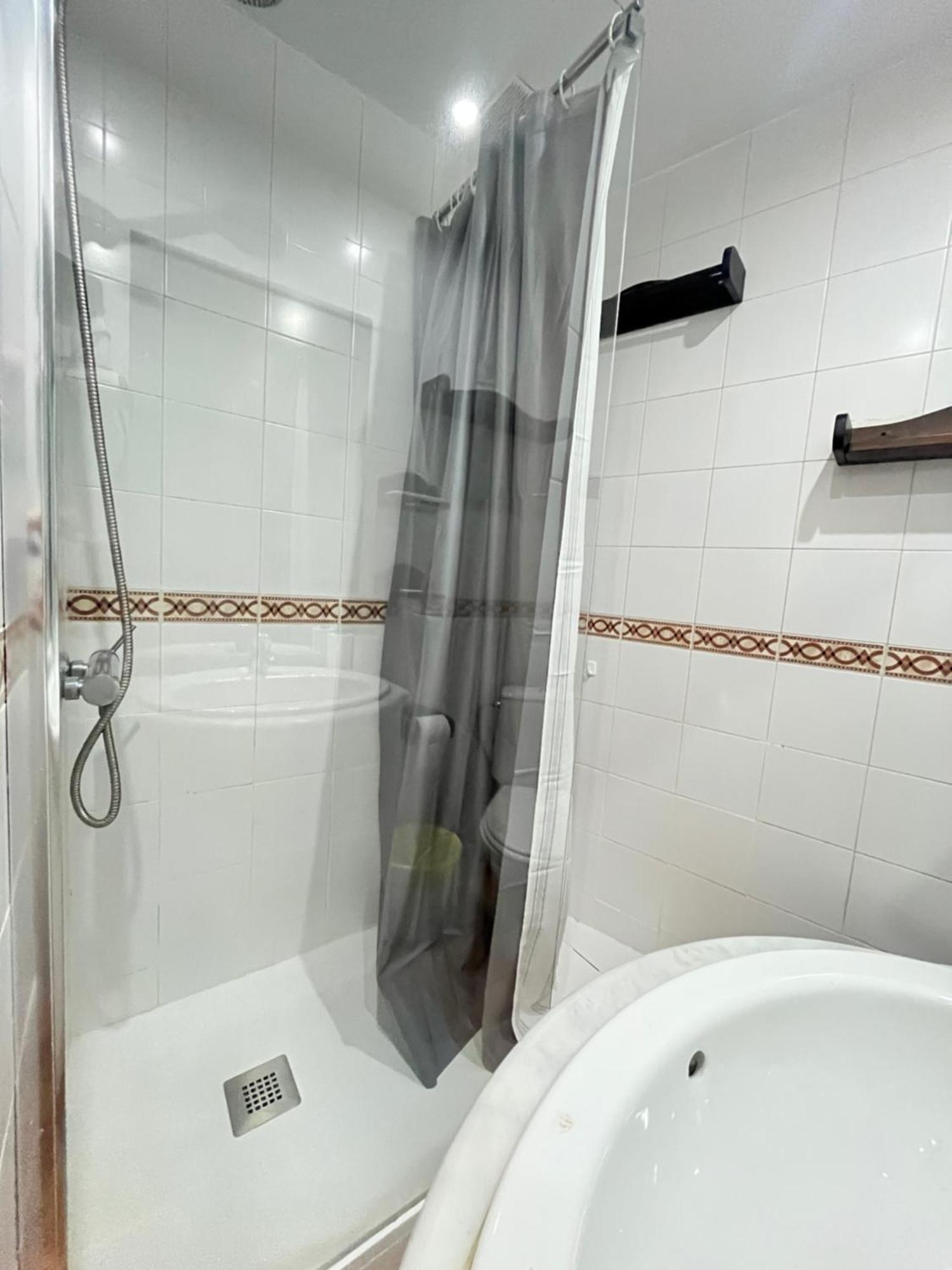 Ferienwohnung Terraza Santa Isabel Temporal Madrid Exterior foto